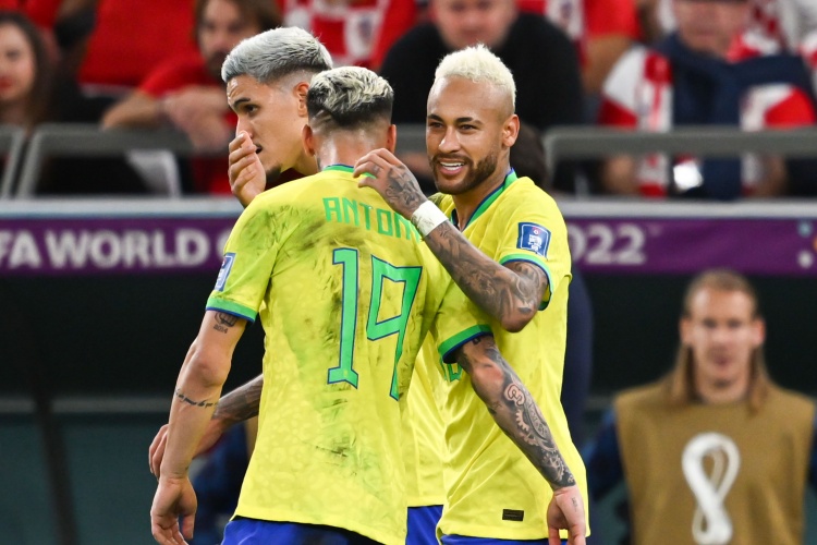 jiuyou-前巴西国脚:内马尔不能稳定地出场比赛,没有资格被国家队征召